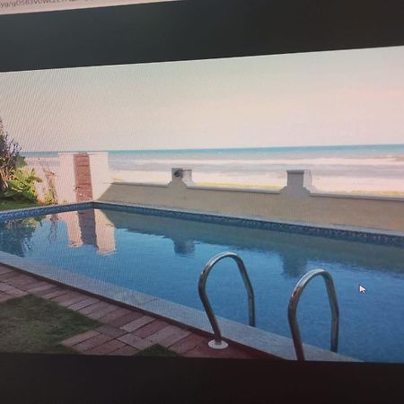 Happy Beach House Madrás Exterior foto